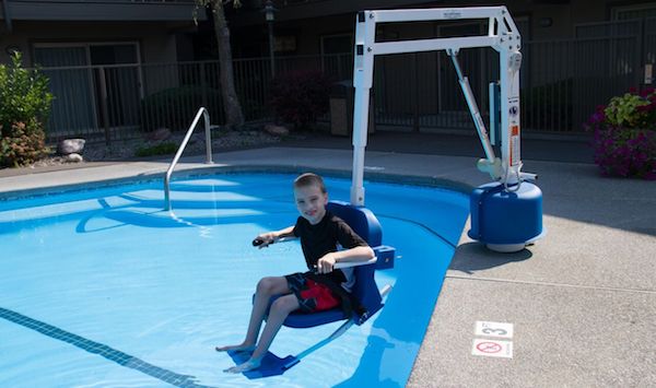 silla minusvalido piscina